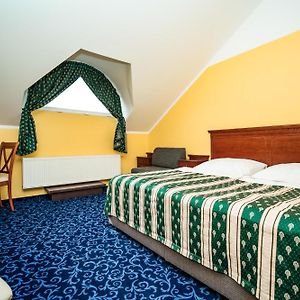 Double or Twin Room Extra Bed